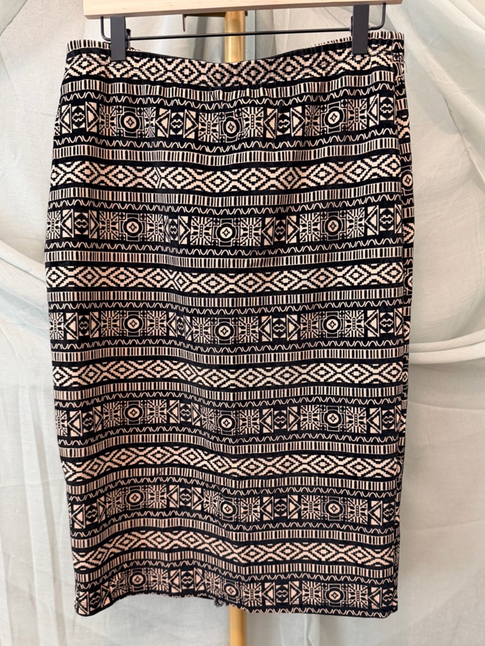 Bobeau Black and Tan Geometric Pencil Skirt
